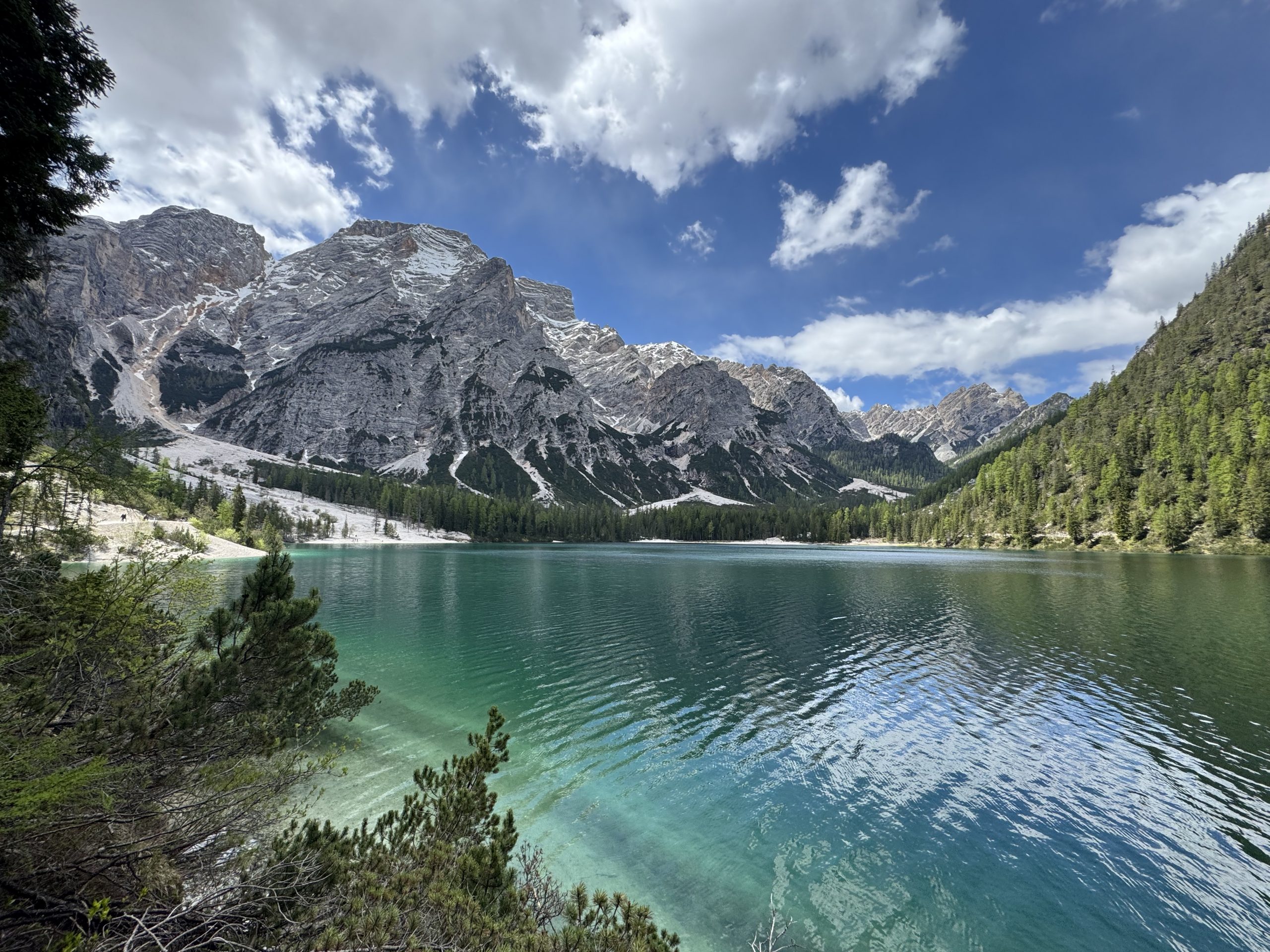 Zwischen geschlossenen Hütten und überfüllten Stellplätzen: Wann ist die beste Reisezeit für Südtirol?